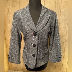 Aura Women’s Gray Blazer, pink interior, size 8